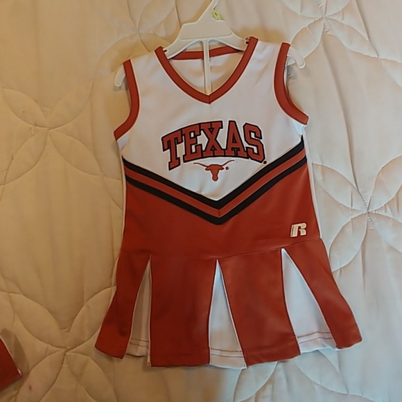 2 sets of dress with short sed the actual pictures - Picture 2 of 2